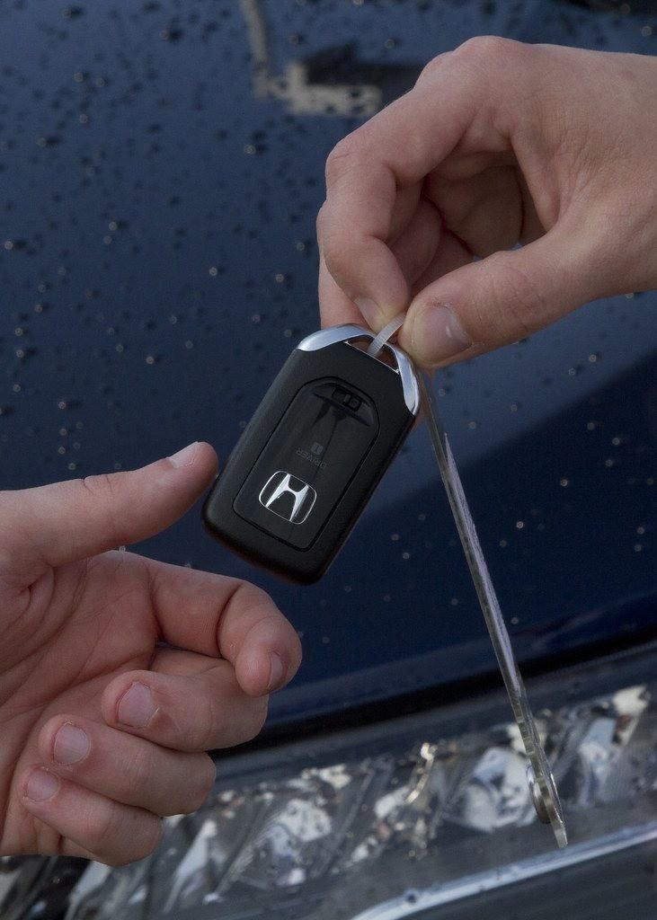 choose car key replacement services